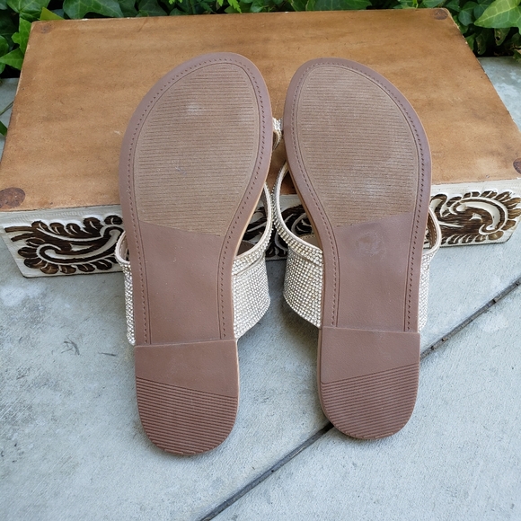 Sassy Steve Madden Rhinestone Flat Sandals - Picture 9 of 10